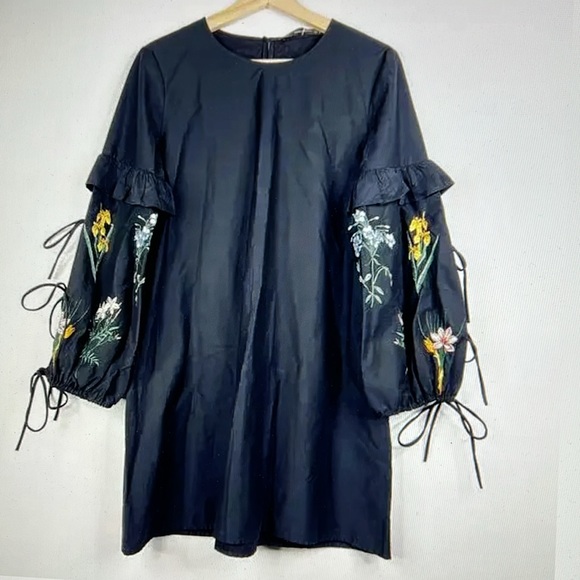 NWT ZARA Trafaluc Collection Embroidered Sleeve Shift Dress Black Ruffle Trim - Picture 2 of 13